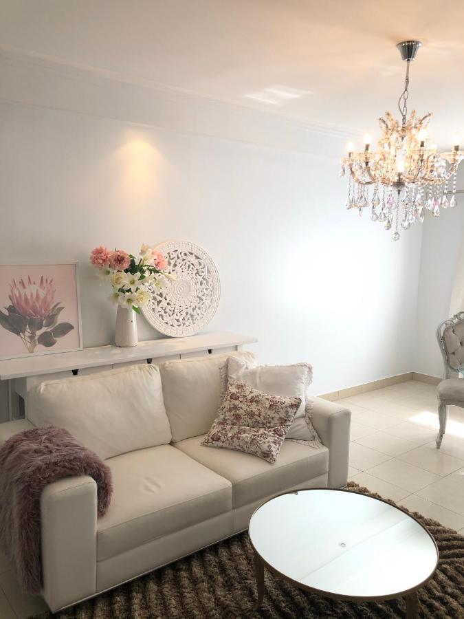 Sunny Rooms Mascot Sydney Bagian luar foto